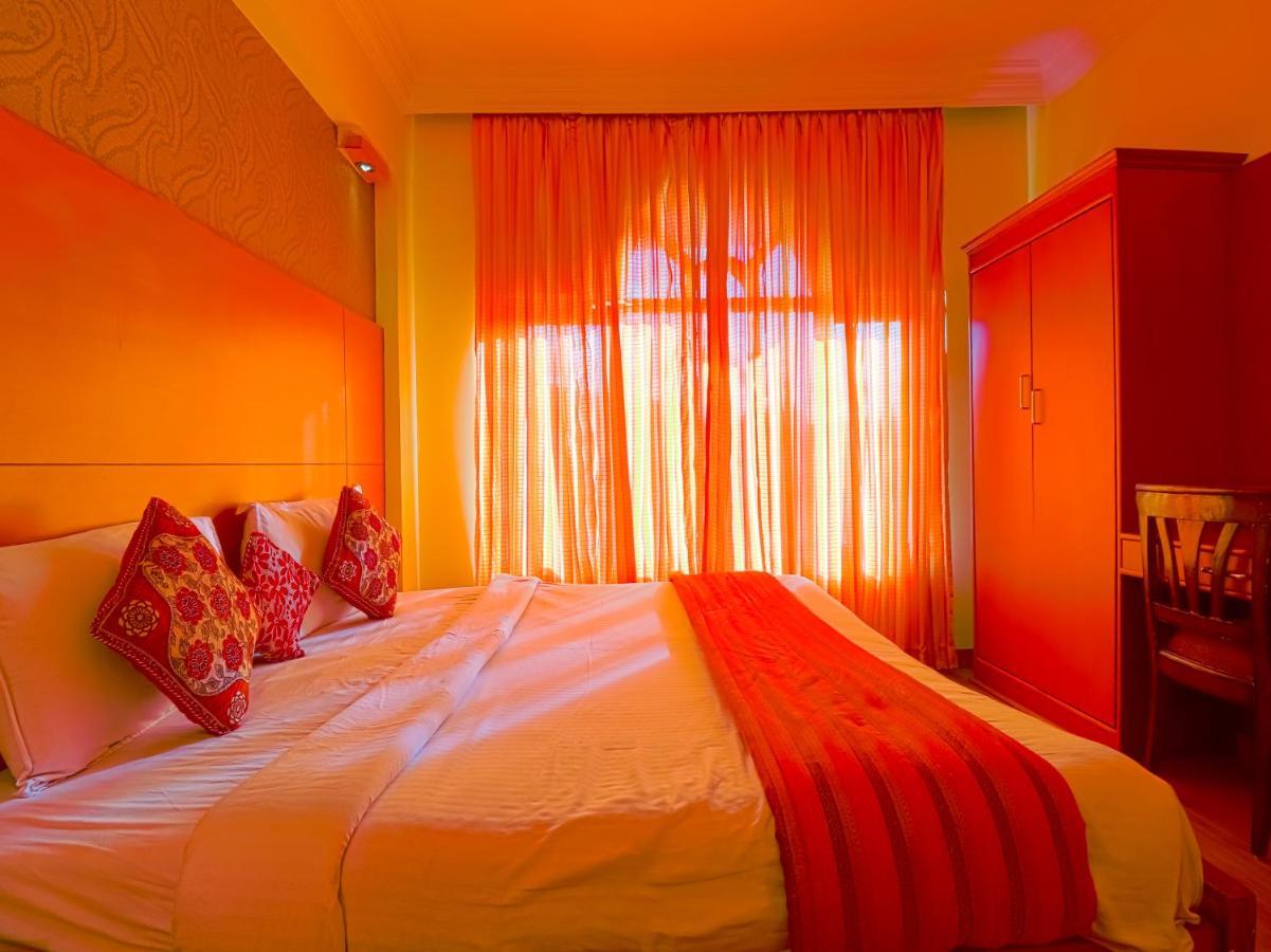 The Byke Sunshine Grand Hotel Ooty Exterior photo